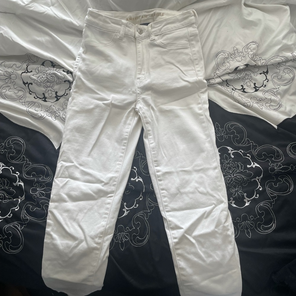 American Eagle Highest Rise White Super Skinny Jeans